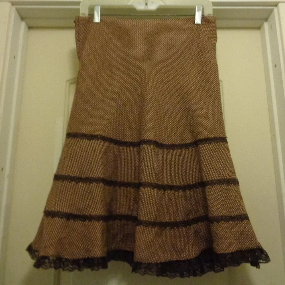 BOHO CHIC ROMANTIC PAST Studio Y Flounce Lacey Skirt 3/4